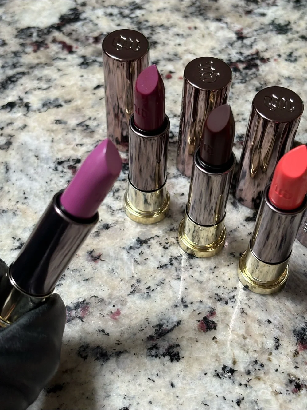 ✨New✨Urban Decay 4 Bundle Lipsticks: Bittersweet, Afterdark, Disturbed, Snitch